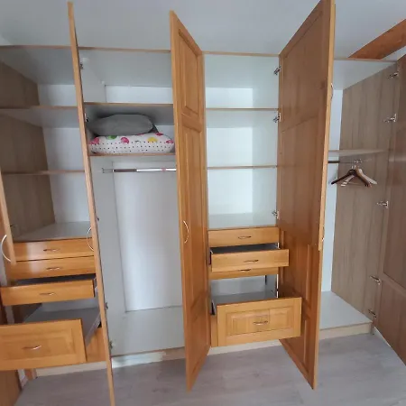 Apartament Kocanda Jesenice (Prague-West)
